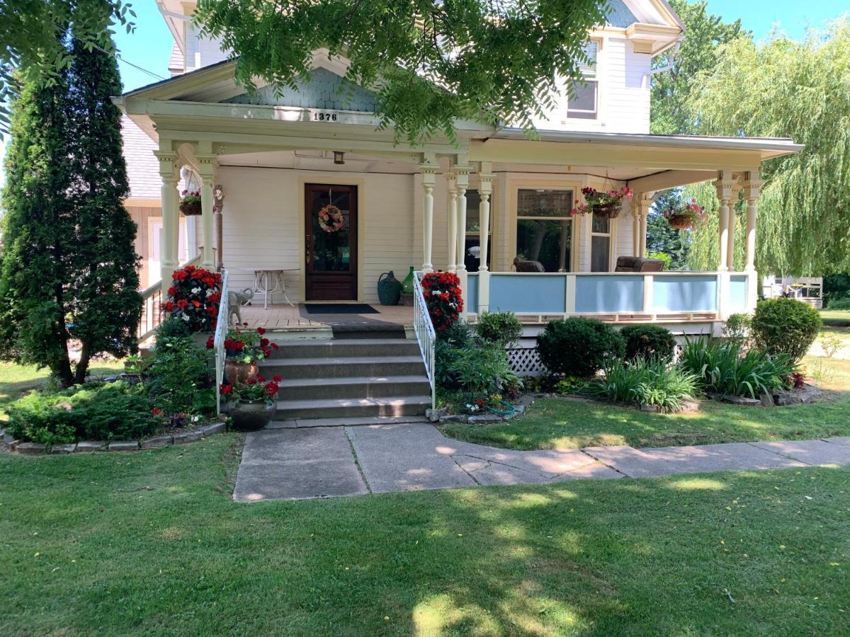Green Oaks B&B Niagara-on-the-Lake ภายนอก รูปภาพ