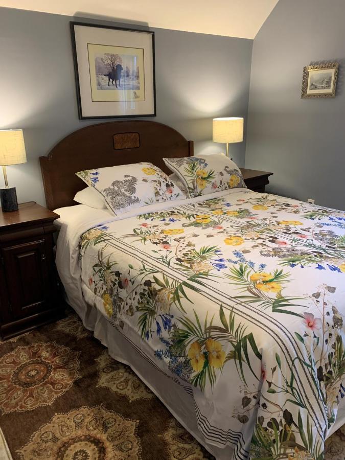 Green Oaks B&B Niagara-on-the-Lake ภายนอก รูปภาพ