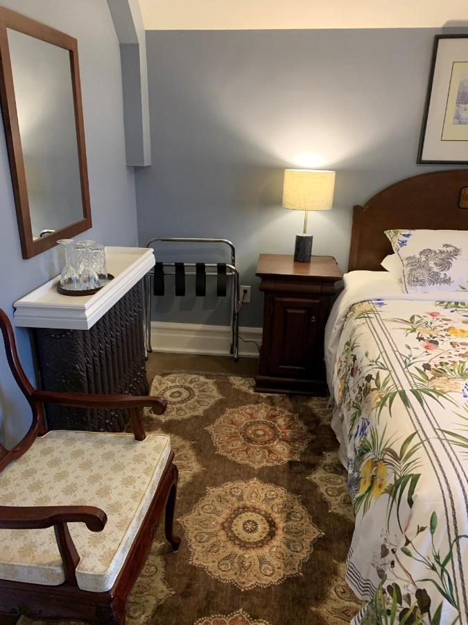 Green Oaks B&B Niagara-on-the-Lake ภายนอก รูปภาพ