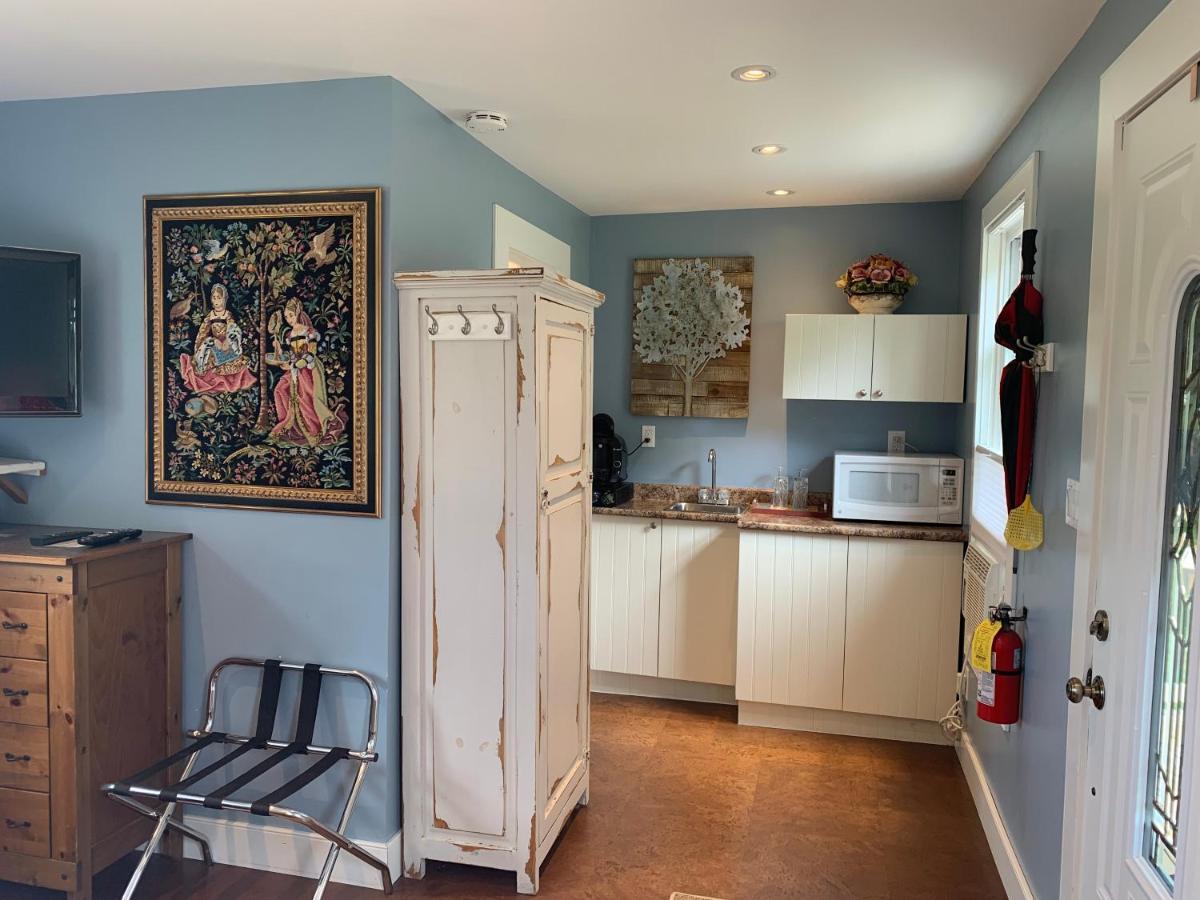 Green Oaks B&B Niagara-on-the-Lake ภายนอก รูปภาพ