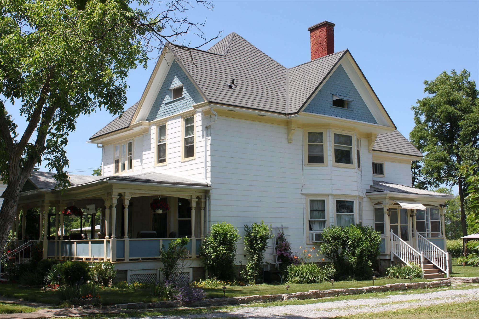 Green Oaks B&B Niagara-on-the-Lake ภายนอก รูปภาพ